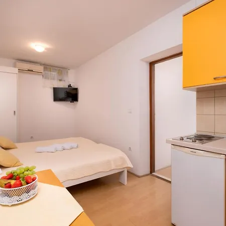 Apartments Katica Mlini Exterior photo
