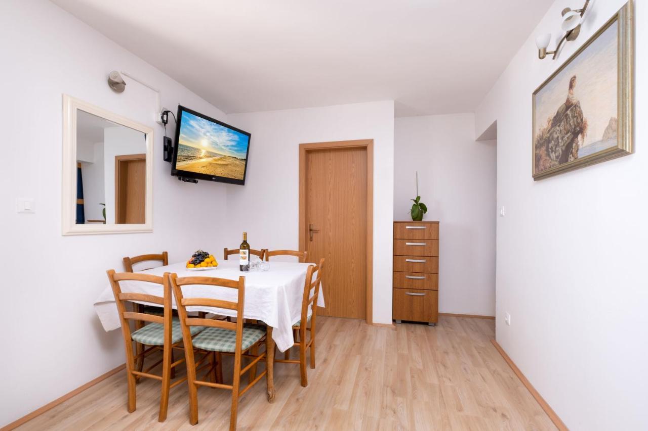 Apartment Katica *